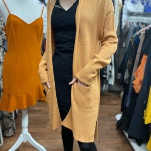 Icon apparel slouchy sweater NWT peach 🍑